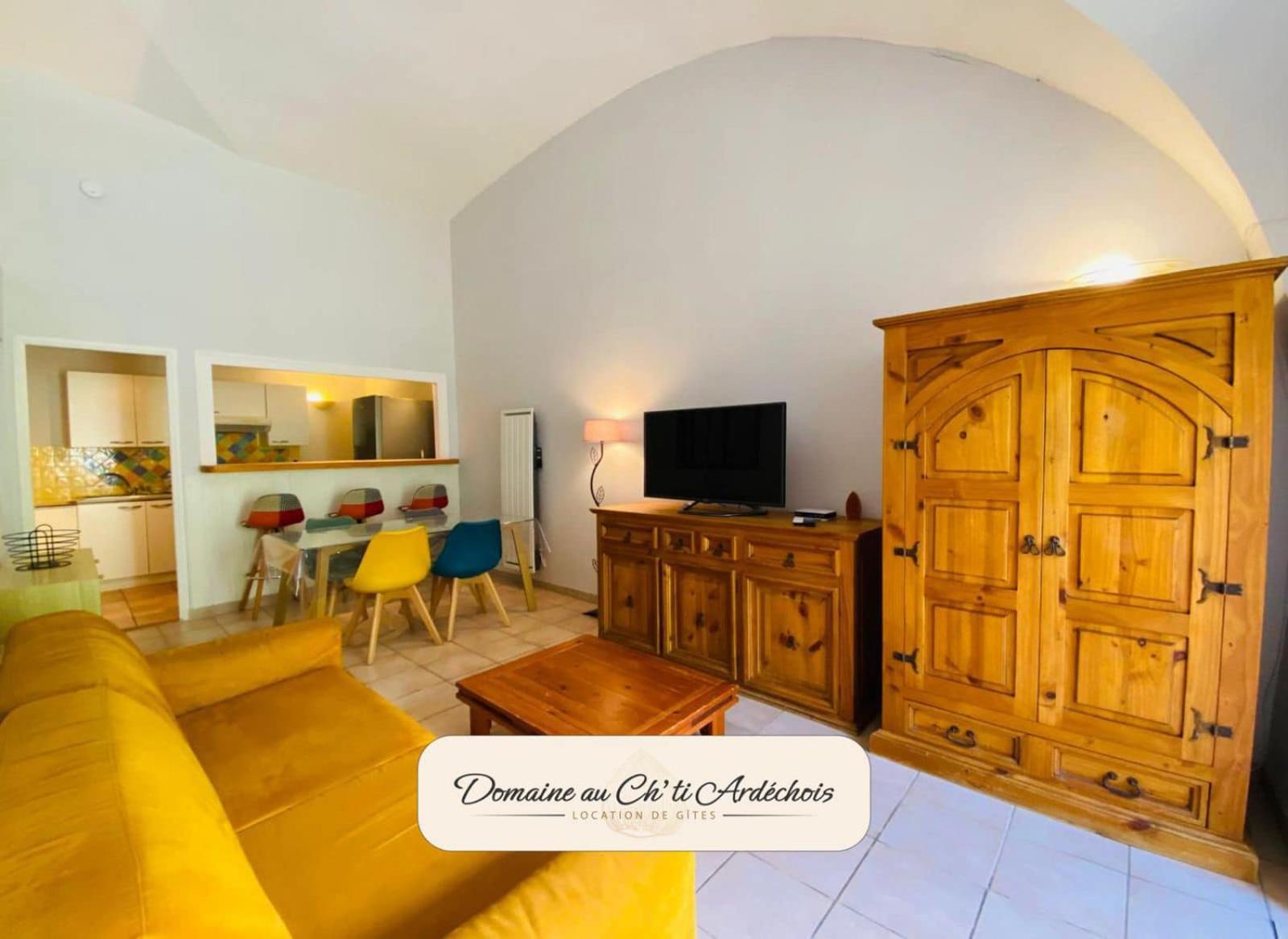 Gite De Groupe - Domaine Au Ch'Ti Ardechois Rochessauve エクステリア 写真